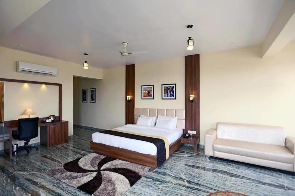 Mewargarh Udaipur By Red Lion S Hotel Exterior foto
