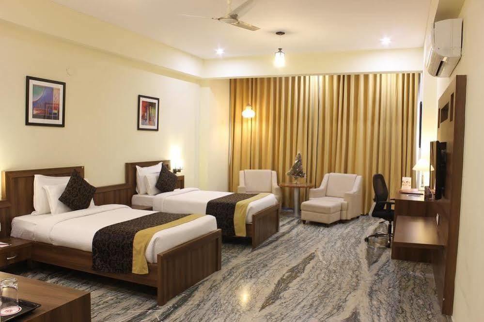 Mewargarh Udaipur By Red Lion S Hotel Exterior foto